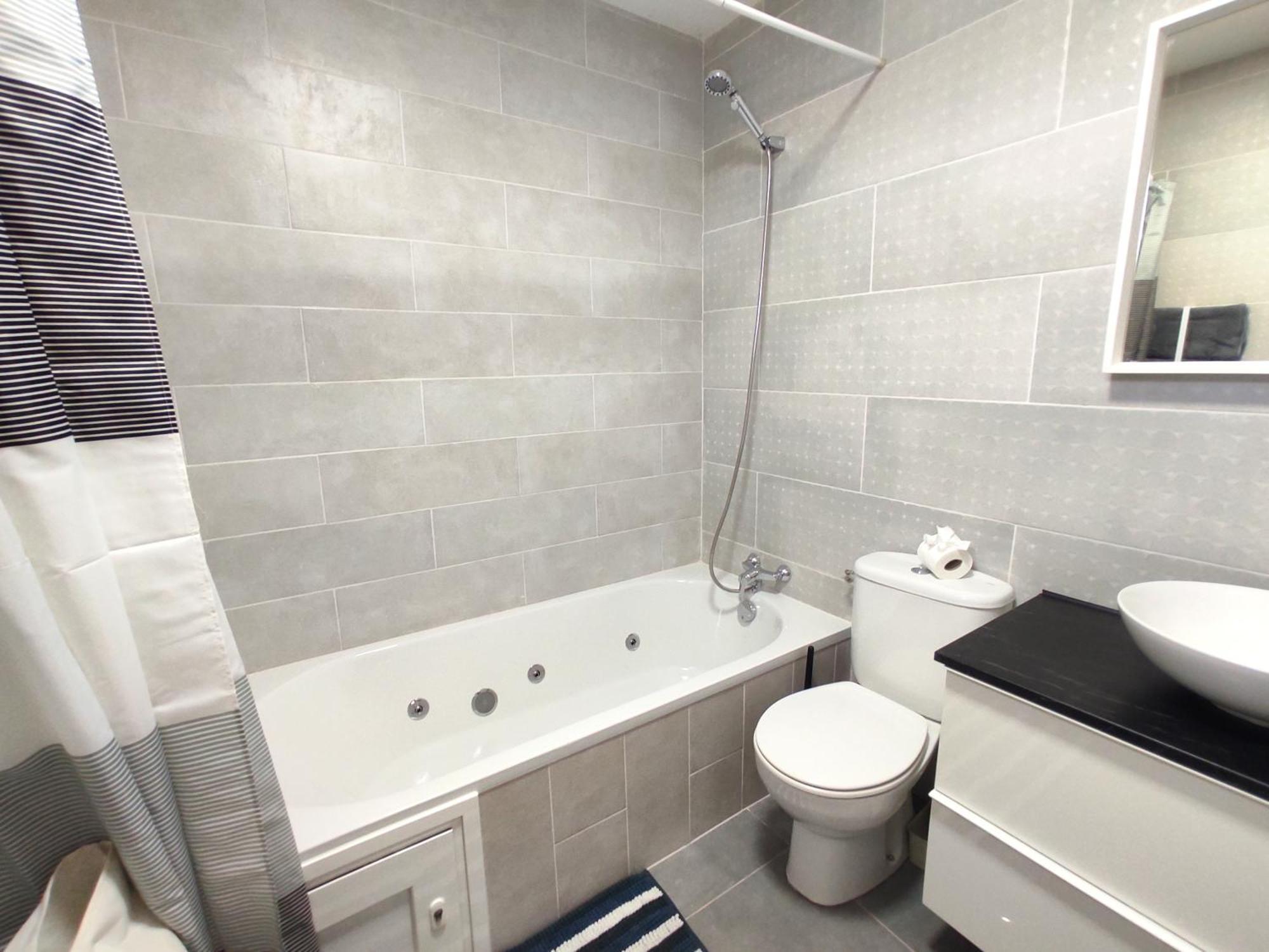 Hébergement de vacances Gara, Duplex Pareado Piscina Privada Y Climatizada By Flamingo House *